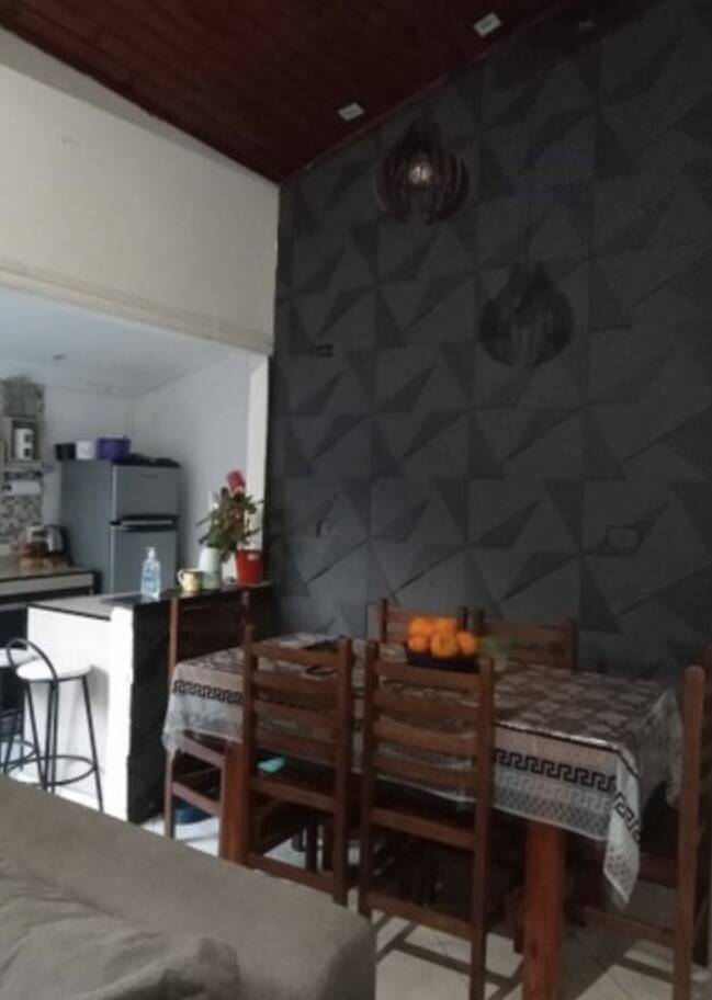 Casa à venda com 2 quartos, 47m² - Foto 2