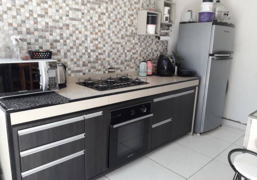 Casa à venda com 2 quartos, 47m² - Foto 7
