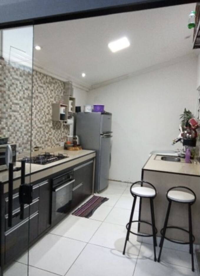 Casa à venda com 2 quartos, 47m² - Foto 8