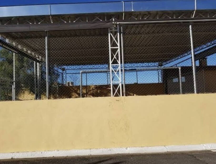 Casa à venda com 2 quartos, 47m² - Foto 13