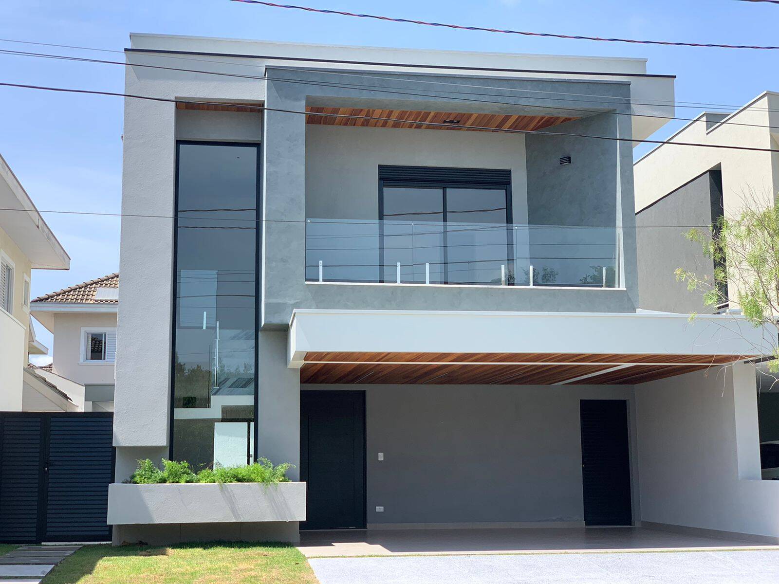 Casa à venda com 4 quartos, 270m² - Foto 2