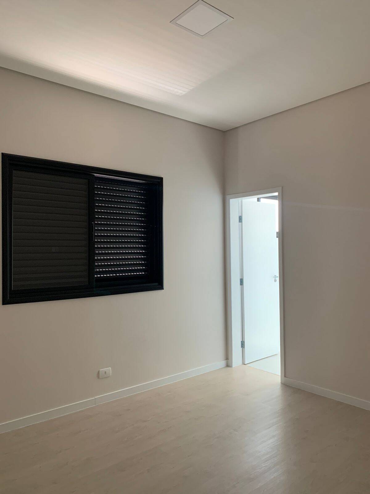 Casa à venda com 4 quartos, 270m² - Foto 19