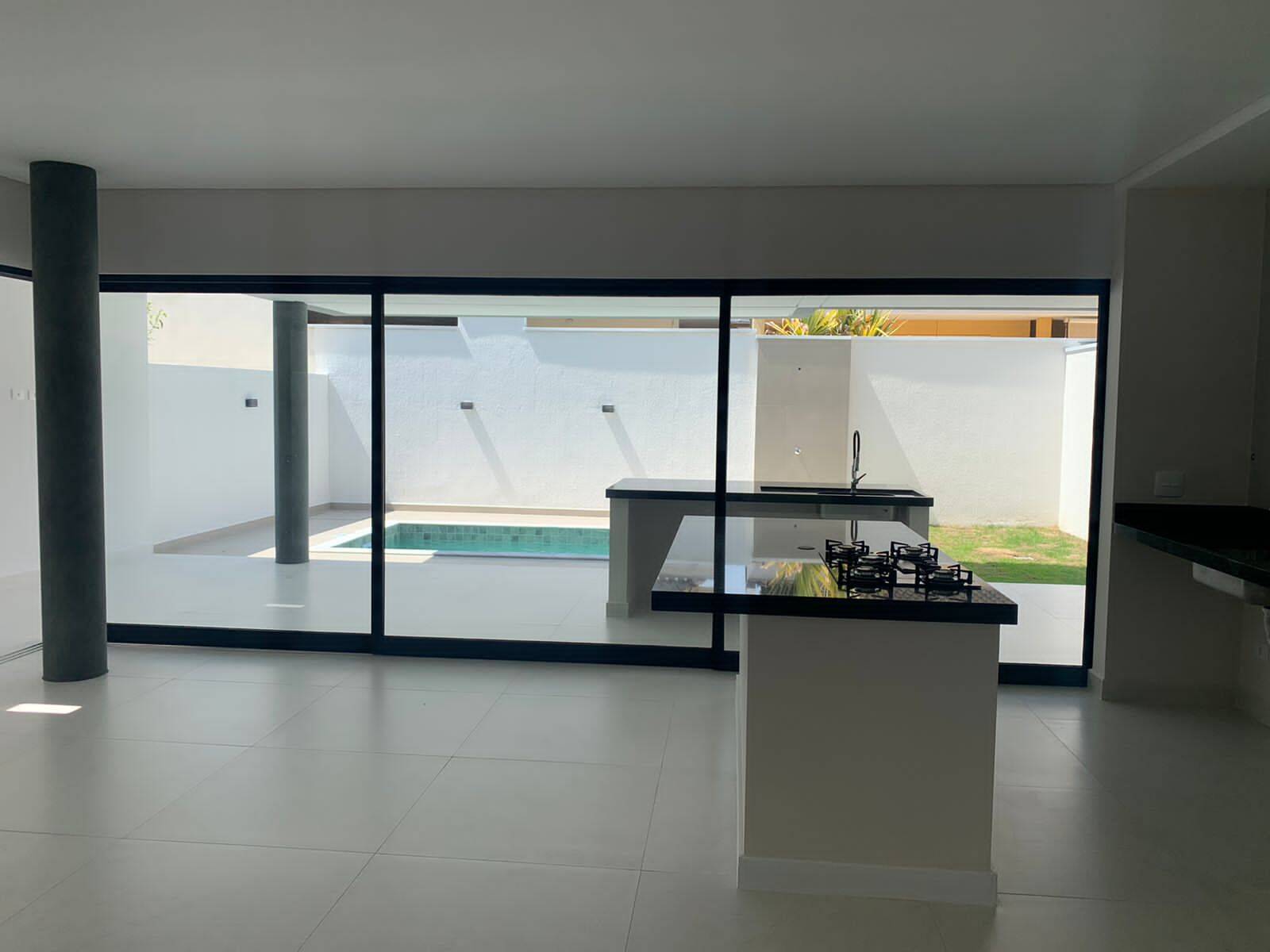 Casa à venda com 4 quartos, 270m² - Foto 23