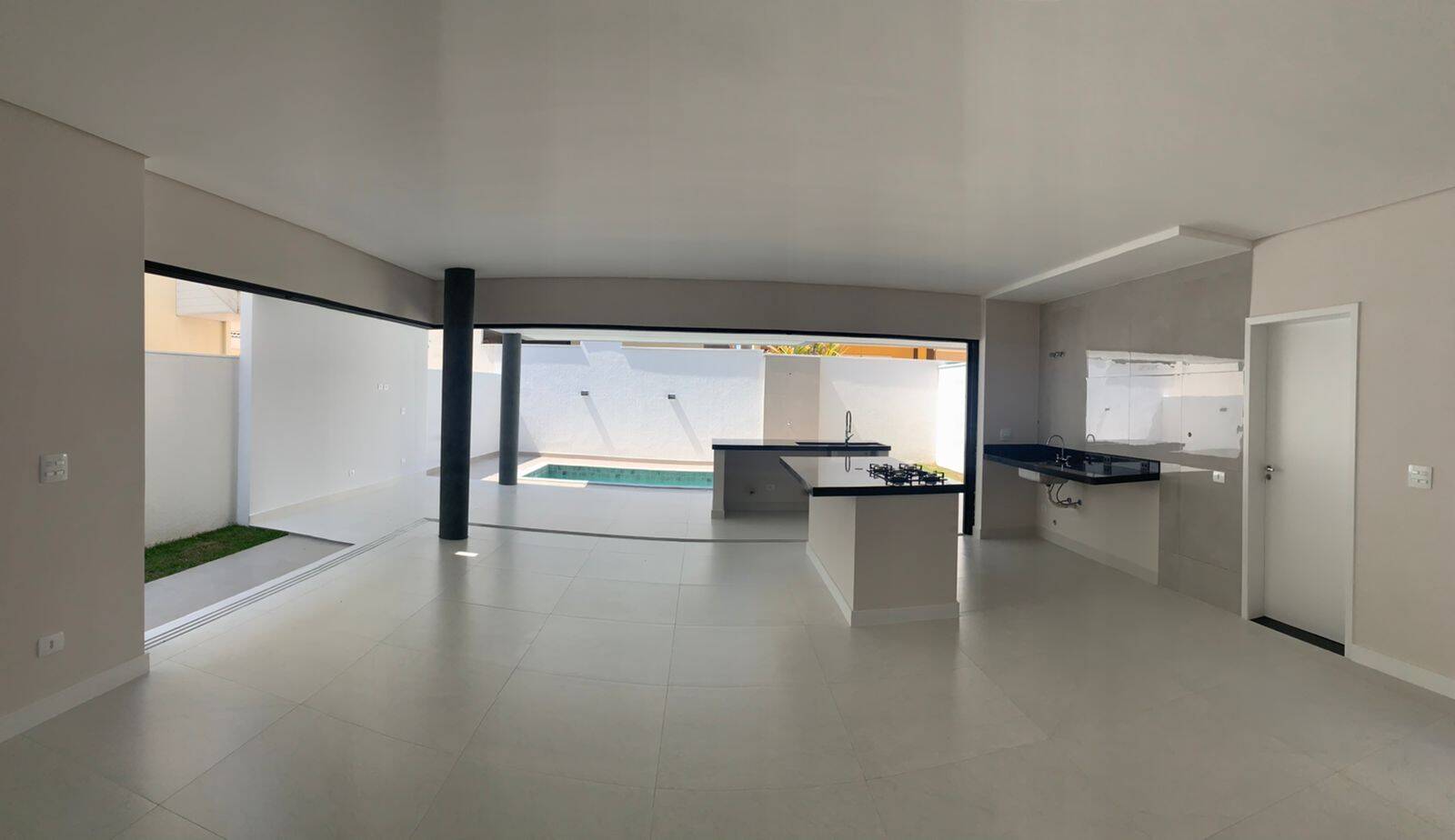 Casa à venda com 4 quartos, 270m² - Foto 25