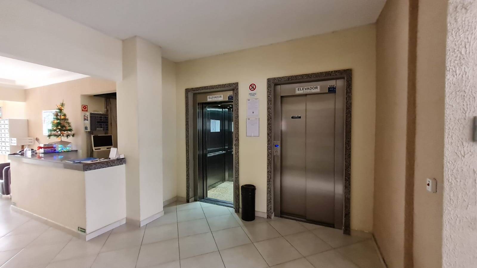 Apartamento à venda com 2 quartos, 70m² - Foto 13