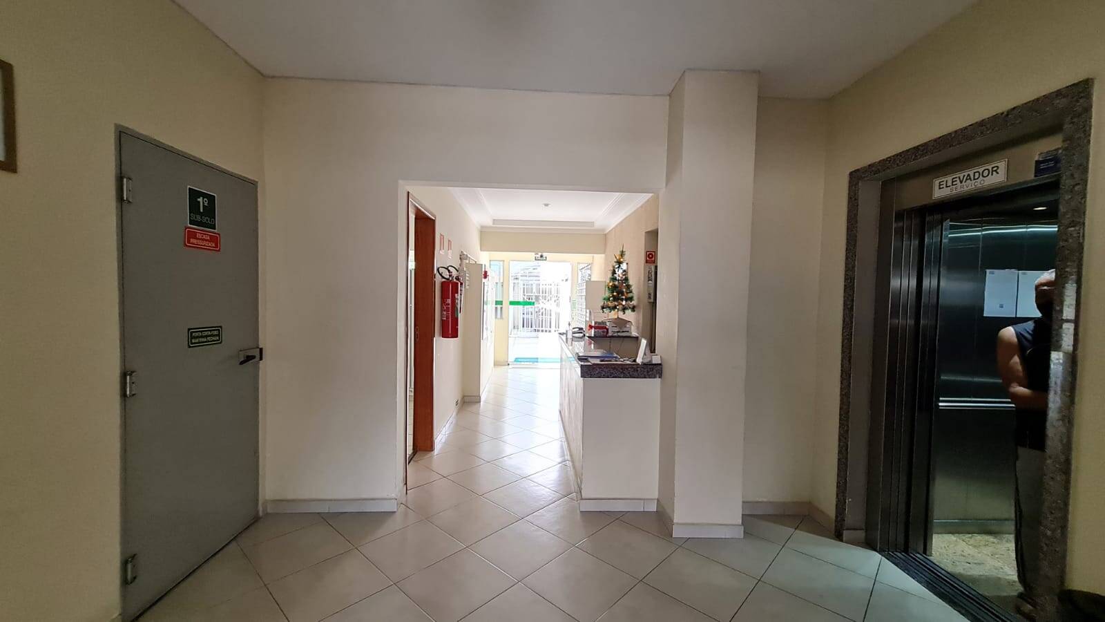 Apartamento à venda com 2 quartos, 70m² - Foto 22