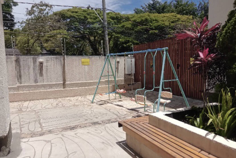 Apartamento à venda com 2 quartos, 75m² - Foto 2