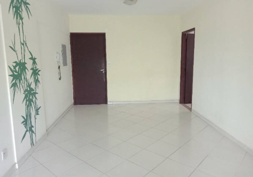 Apartamento à venda com 2 quartos, 75m² - Foto 12