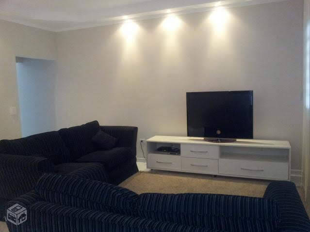 Casa à venda com 4 quartos, 195m² - Foto 1