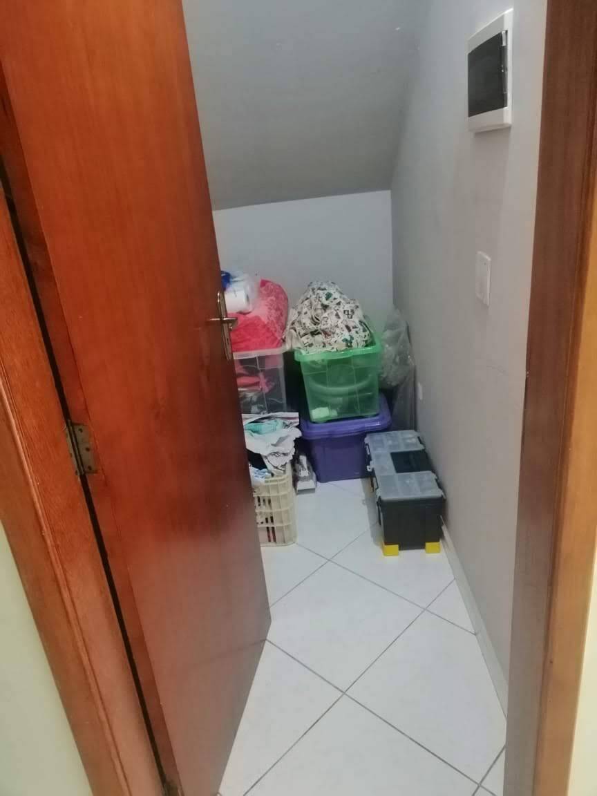 Casa à venda com 4 quartos, 195m² - Foto 31