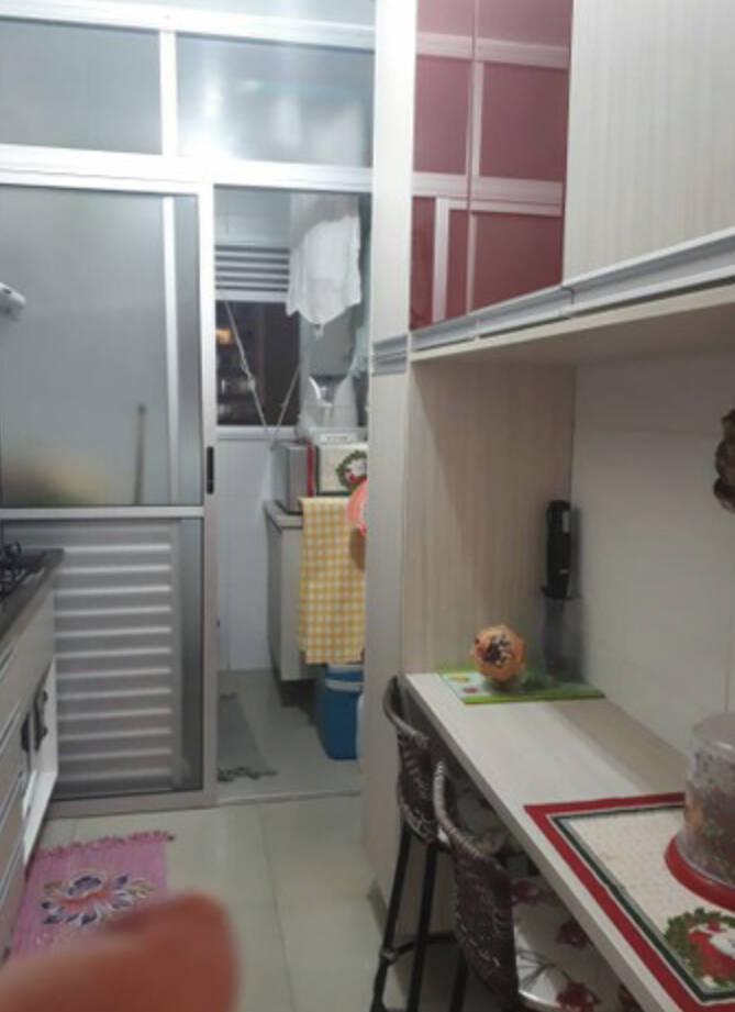 Apartamento à venda com 3 quartos, 64m² - Foto 2