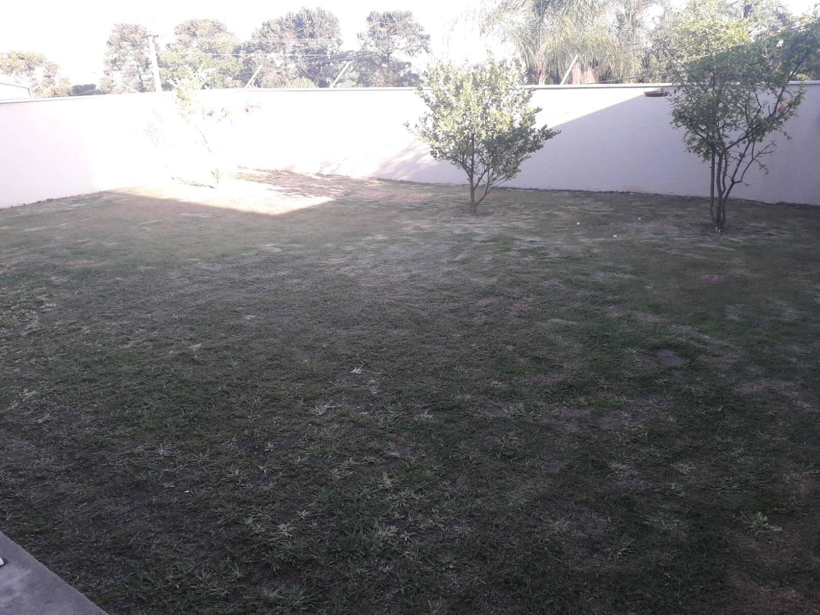Casa à venda com 4 quartos, 136m² - Foto 2