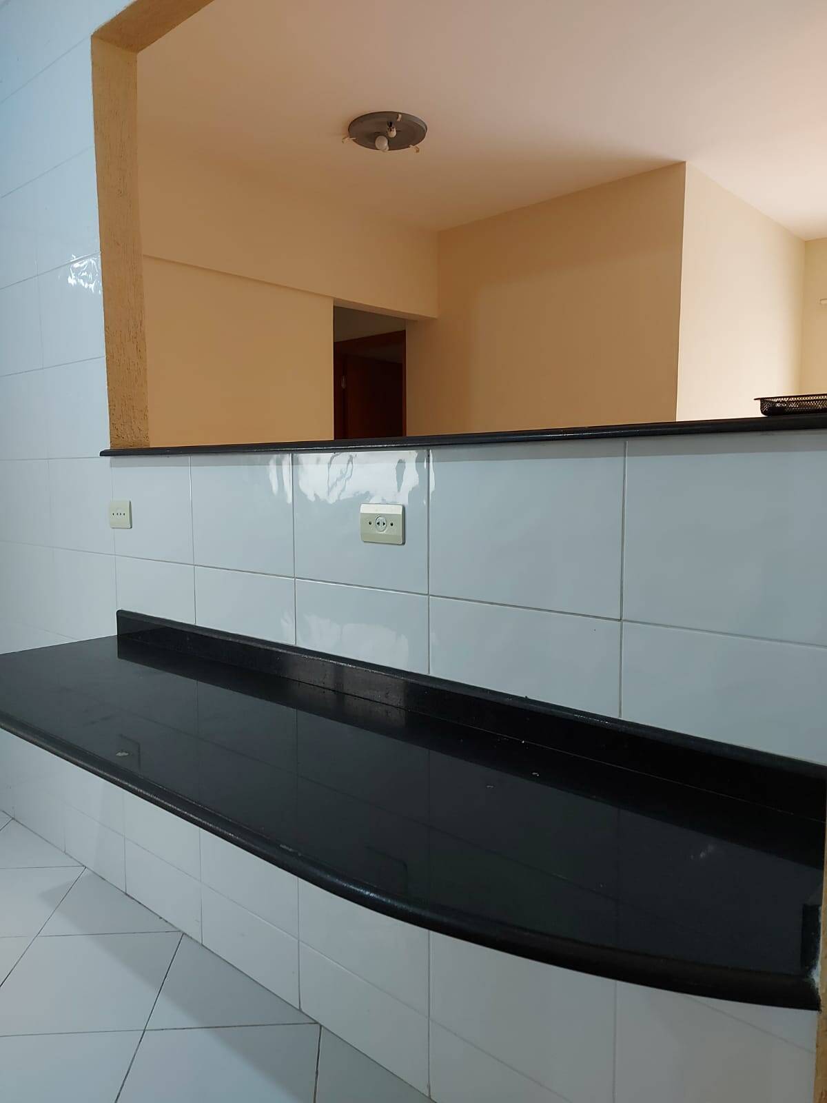 Apartamento à venda com 3 quartos, 83m² - Foto 4