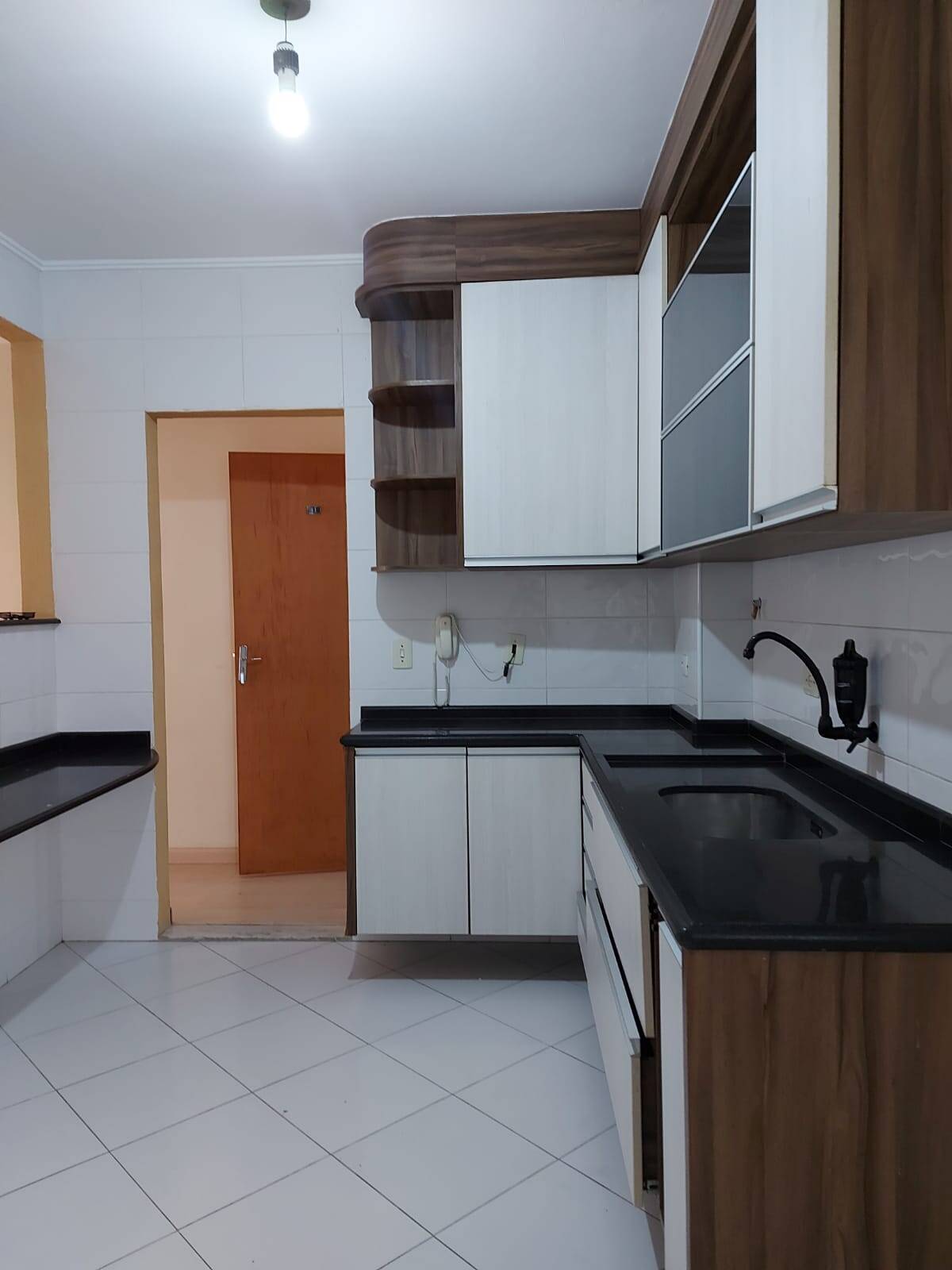 Apartamento à venda com 3 quartos, 83m² - Foto 1