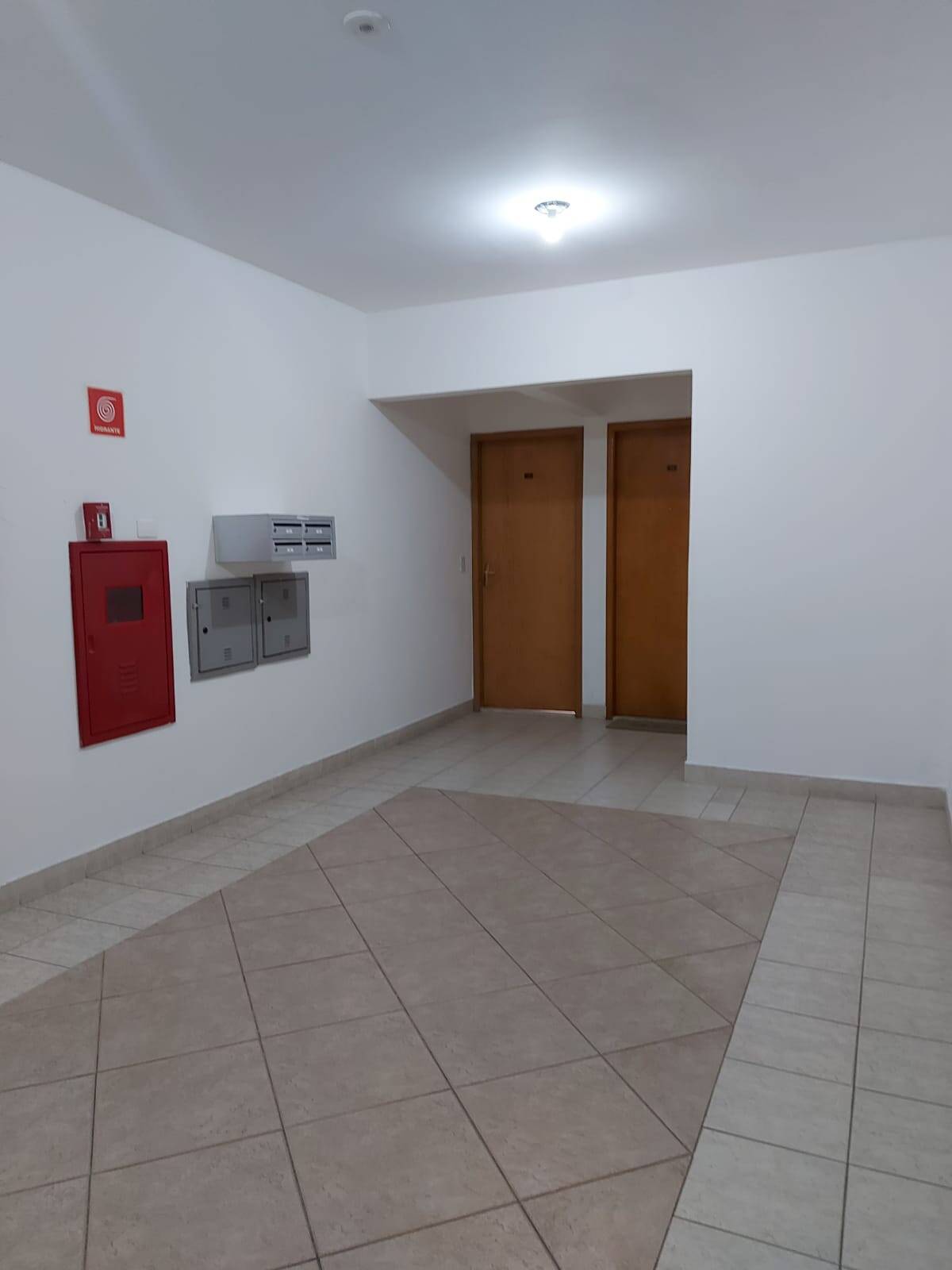 Apartamento à venda com 3 quartos, 83m² - Foto 5