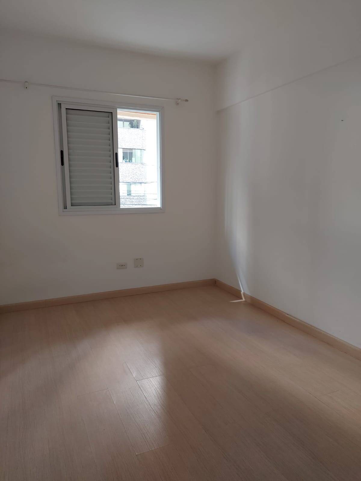 Apartamento à venda com 3 quartos, 83m² - Foto 25
