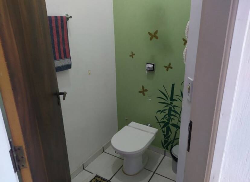 Casa à venda com 5 quartos, 262m² - Foto 2