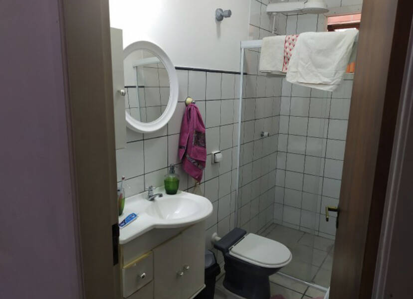 Casa à venda com 5 quartos, 262m² - Foto 7