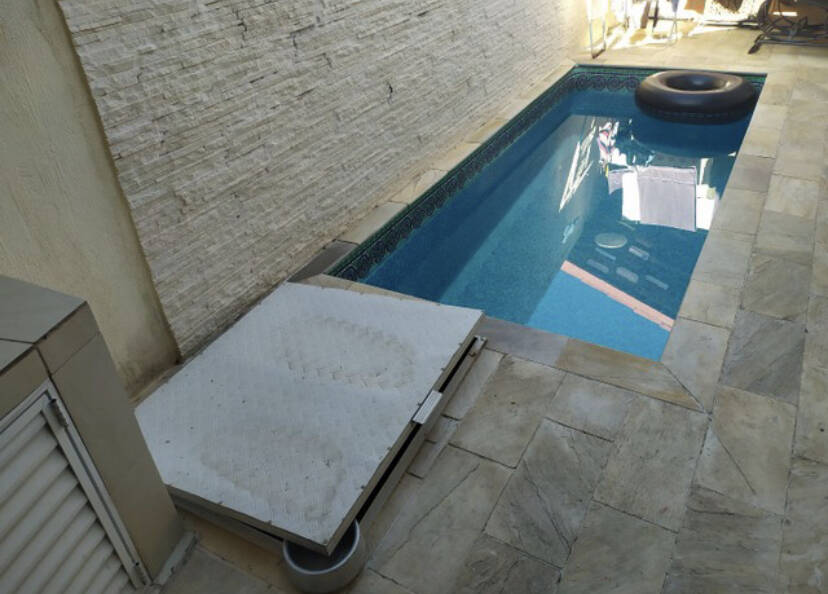 Casa à venda com 5 quartos, 262m² - Foto 11