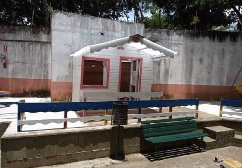Casa à venda com 3 quartos, 110m² - Foto 4
