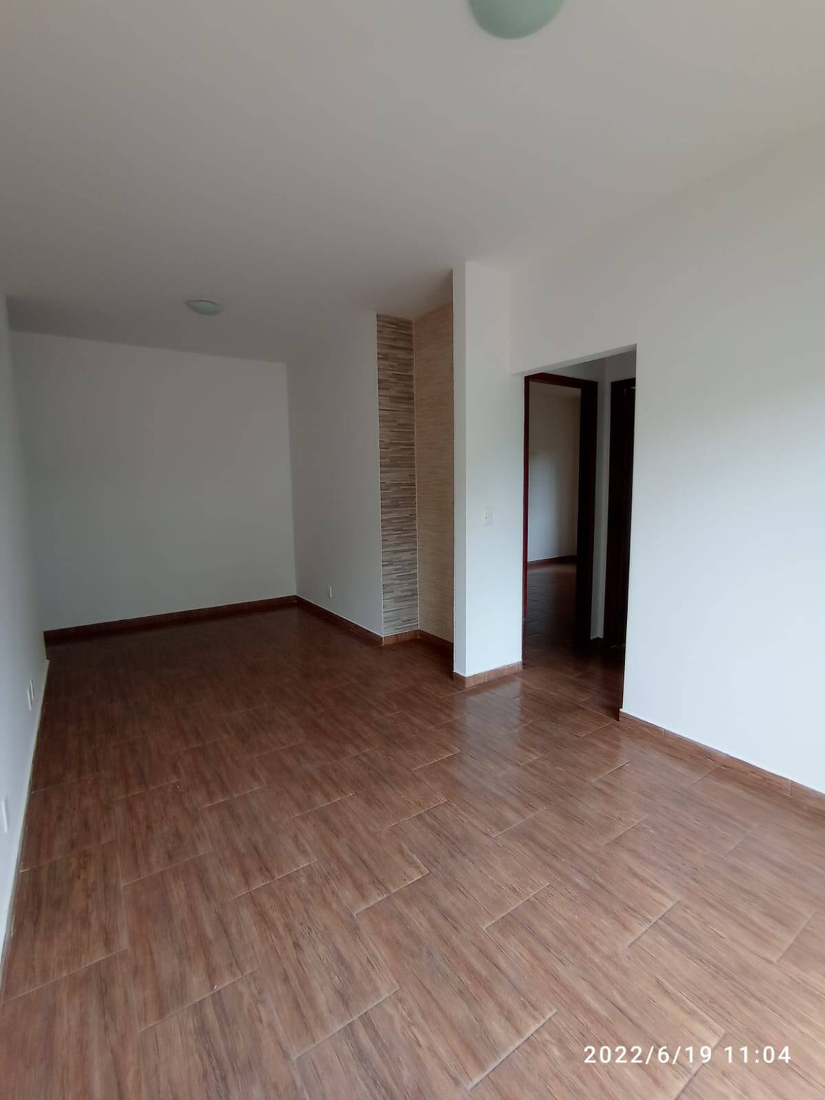 Apartamento à venda com 2 quartos, 60m² - Foto 11