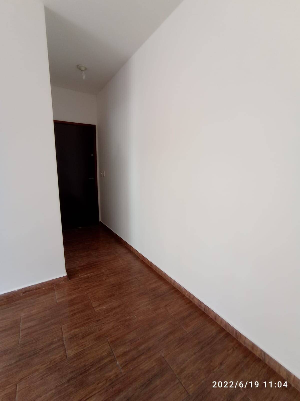 Apartamento à venda com 2 quartos, 60m² - Foto 13