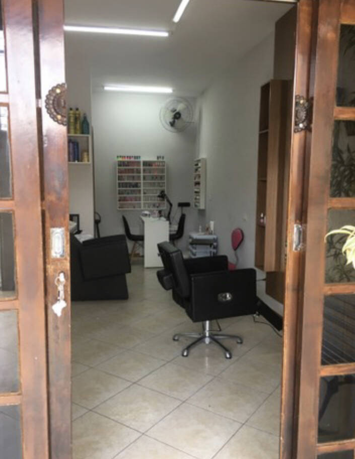 Casa à venda com 3 quartos, 300m² - Foto 3