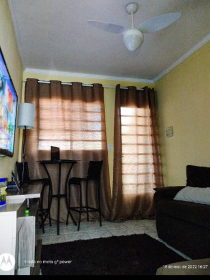 Casa à venda com 2 quartos, 236m² - Foto 2