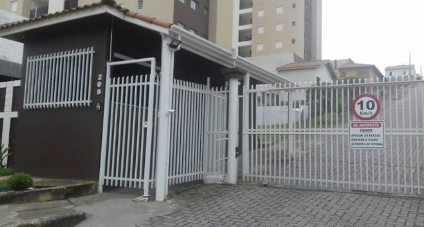 Casa à venda com 2 quartos, 72m² - Foto 3
