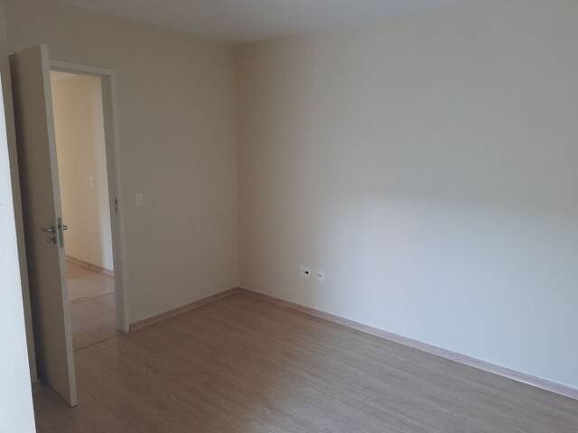 Apartamento à venda com 2 quartos, 63m² - Foto 3