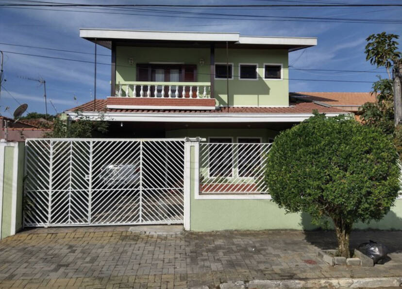 Casa à venda com 5 quartos, 264m² - Foto 3