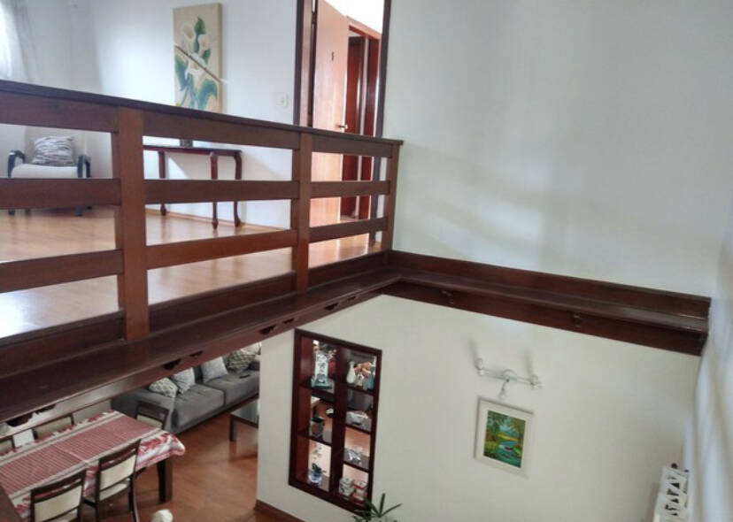 Casa à venda com 5 quartos, 264m² - Foto 5