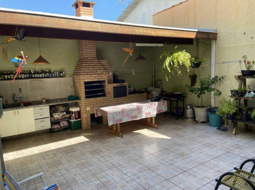 Casa à venda com 4 quartos, 220m² - Foto 7