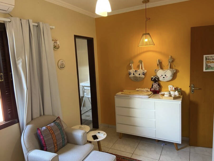 Casa à venda com 4 quartos, 220m² - Foto 8