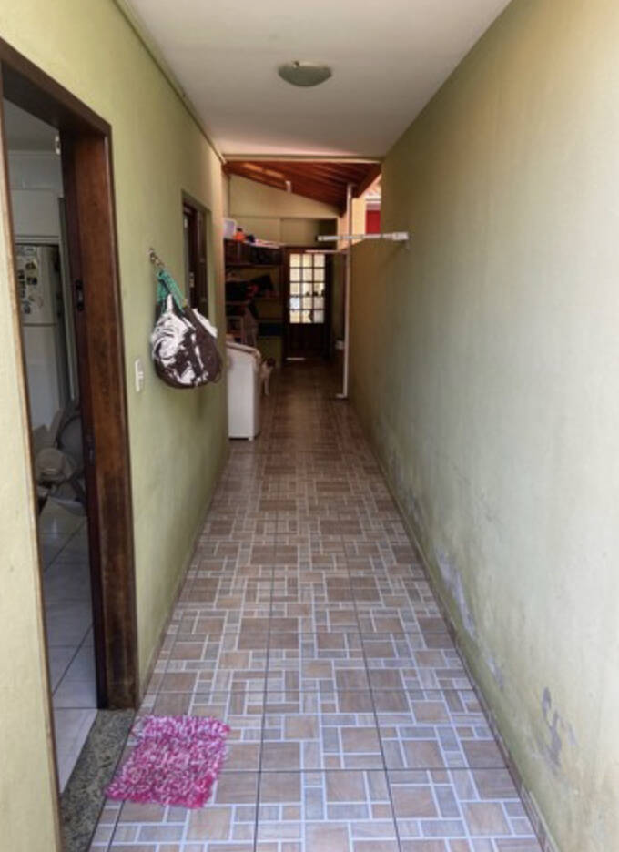 Casa à venda com 4 quartos, 220m² - Foto 11