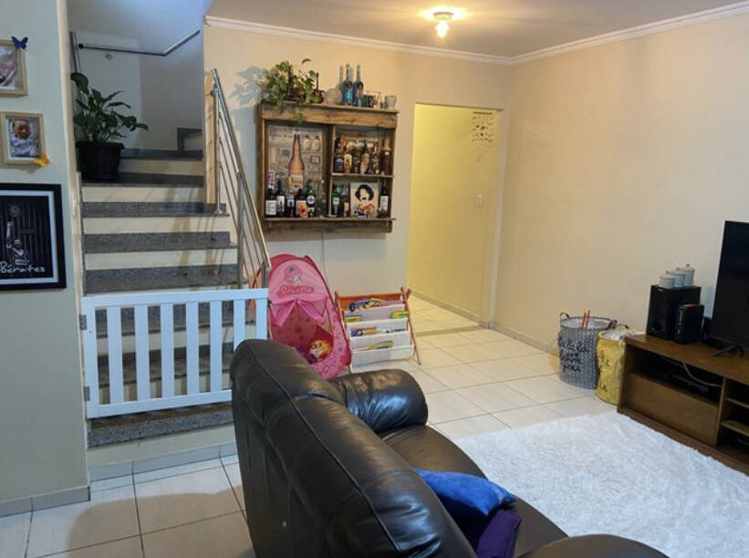 Casa à venda com 4 quartos, 220m² - Foto 15