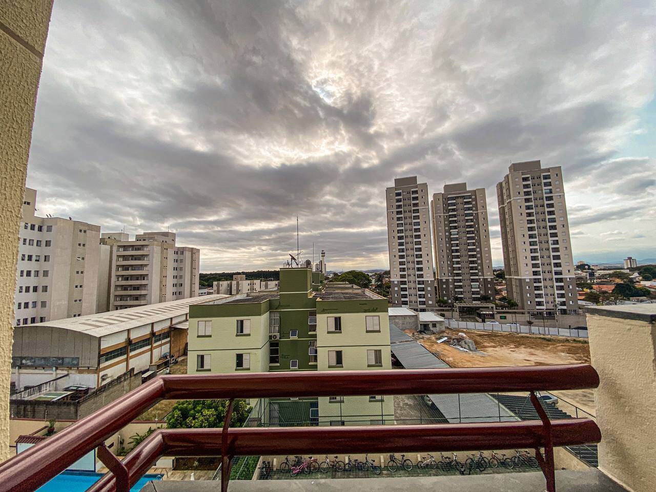 Apartamento à venda com 3 quartos, 70m² - Foto 11