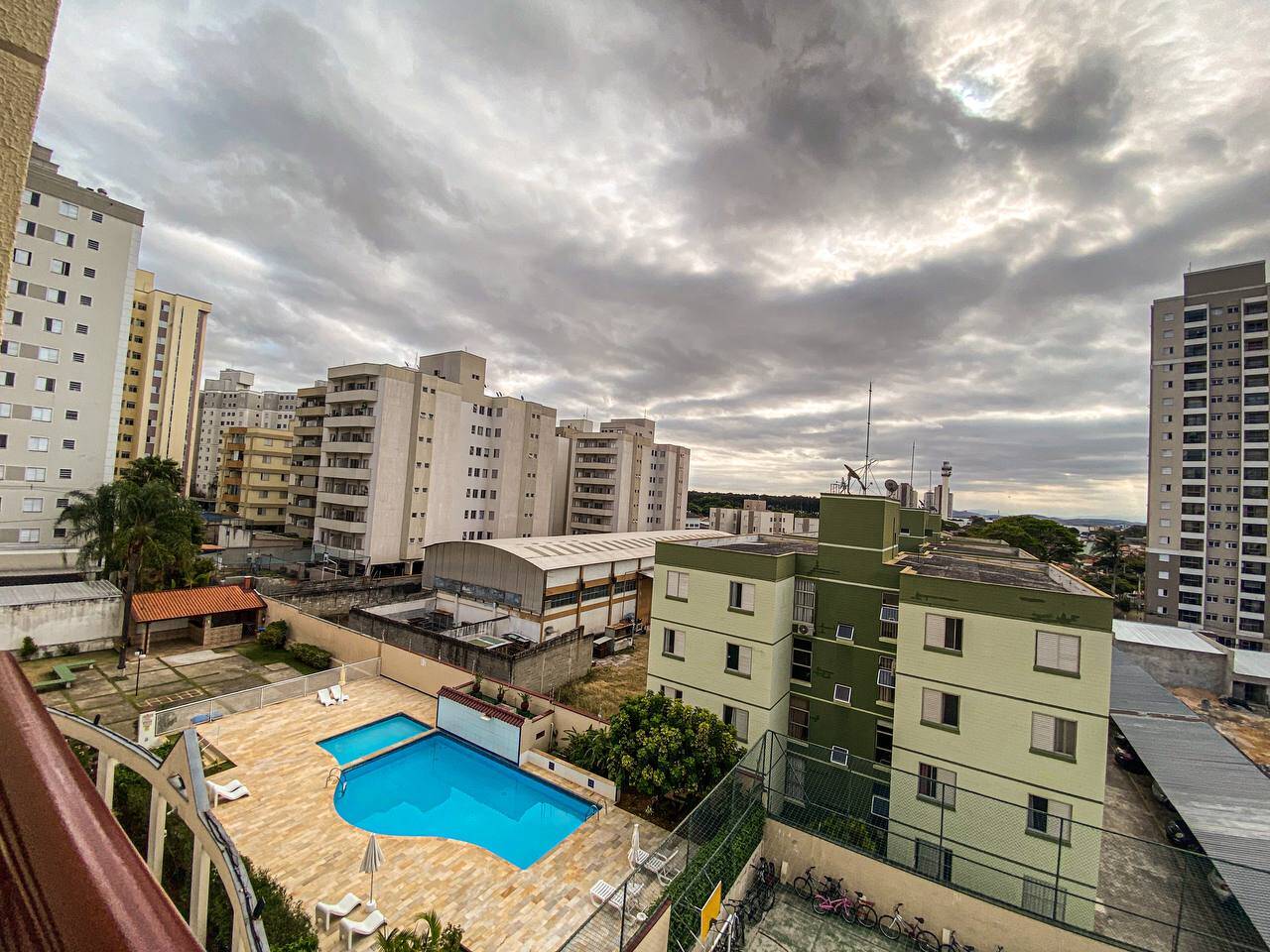 Apartamento à venda com 3 quartos, 70m² - Foto 17