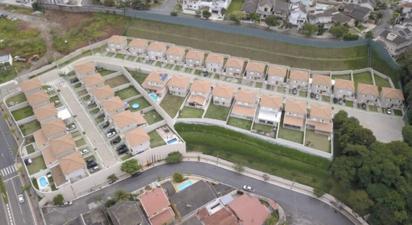 Casa à venda com 4 quartos, 264m² - Foto 10