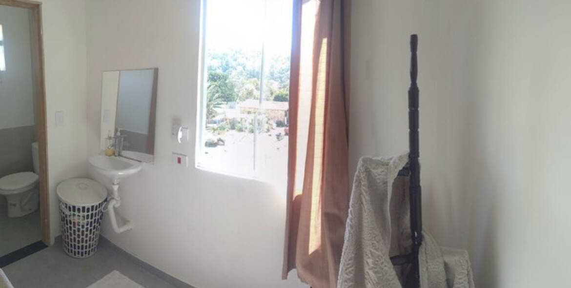 Casa à venda com 2 quartos, 86m² - Foto 4