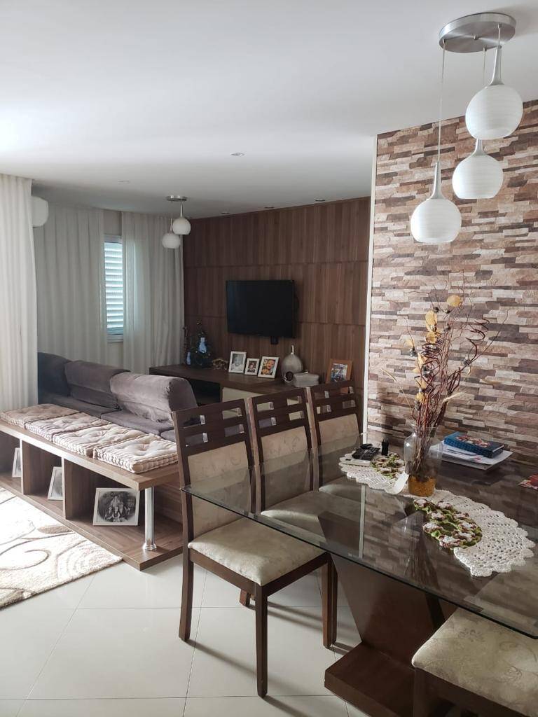 Apartamento à venda com 3 quartos, 73m² - Foto 1
