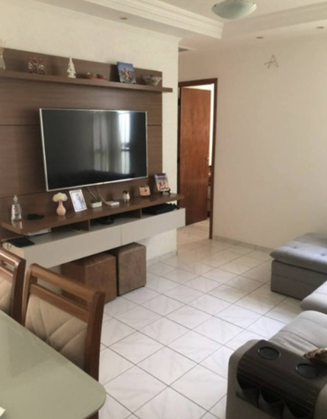 Apartamento à venda com 2 quartos, 54m² - Foto 1