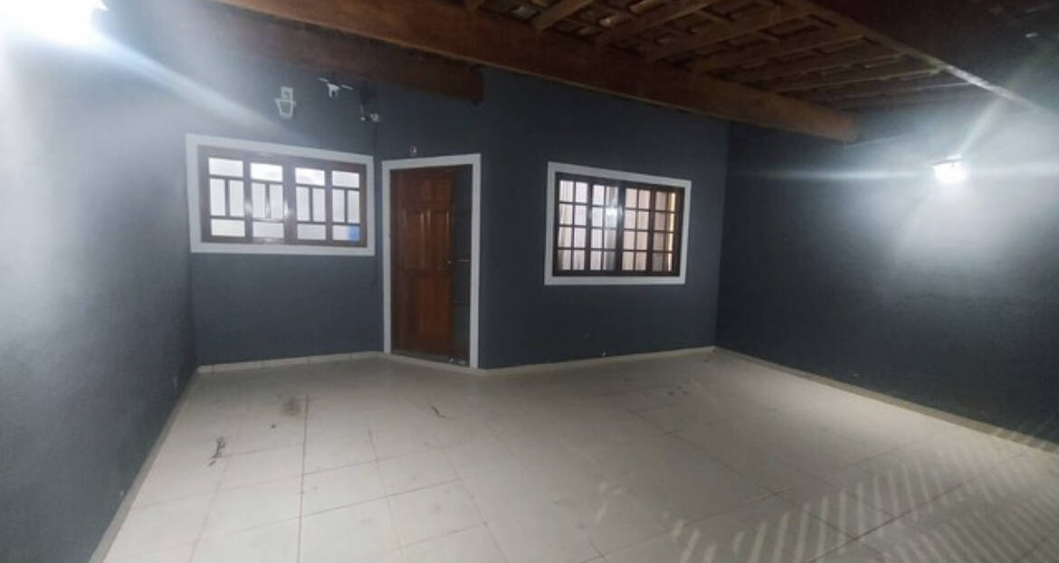 Casa à venda com 3 quartos, 110m² - Foto 9