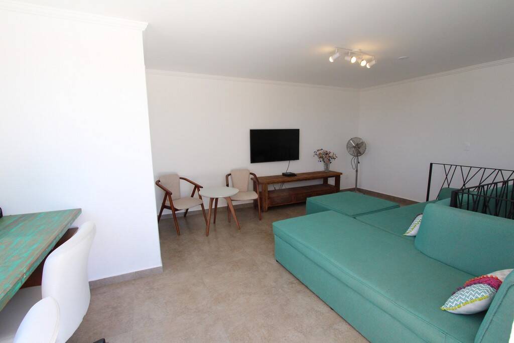 Apartamento à venda com 3 quartos, 110m² - Foto 1