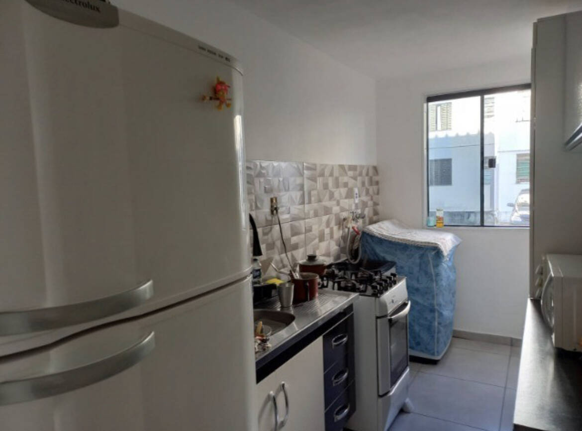 Apartamento à venda com 2 quartos, 49m² - Foto 4