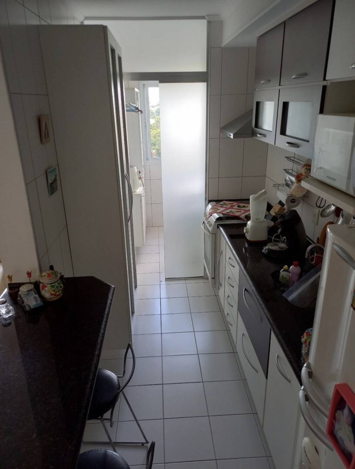 Apartamento à venda com 2 quartos, 67m² - Foto 4