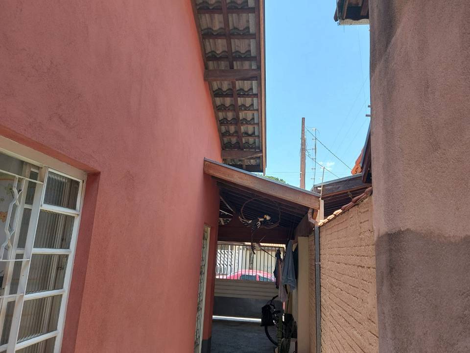 Casa à venda com 2 quartos, 80m² - Foto 4