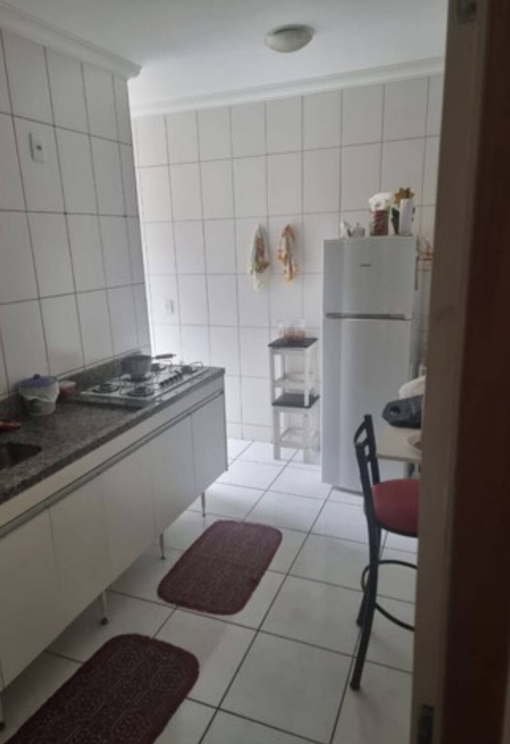 Apartamento à venda com 2 quartos, 72m² - Foto 2