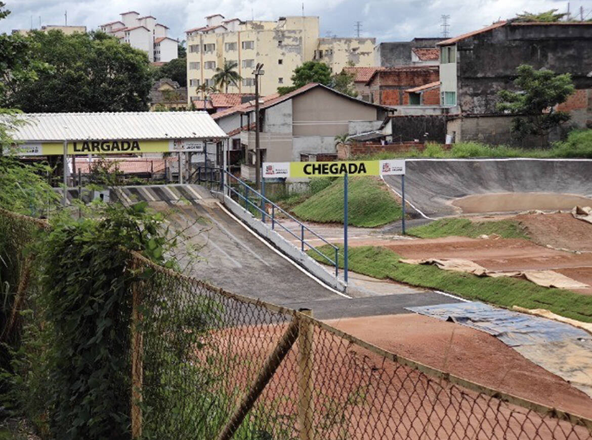 Casa à venda com 1 quarto, 80m² - Foto 4