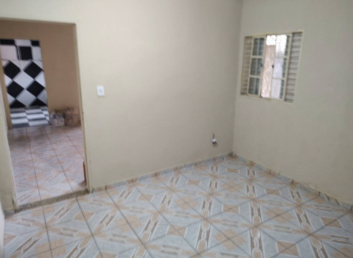 Casa à venda com 1 quarto, 80m² - Foto 5